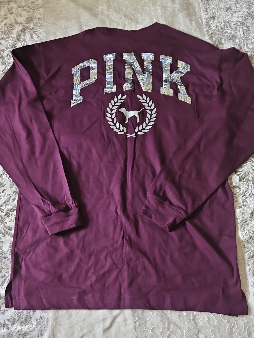 PINK Victoria's Secret Long-Sleeve Tee in Plum with Silver Logo - SMALL